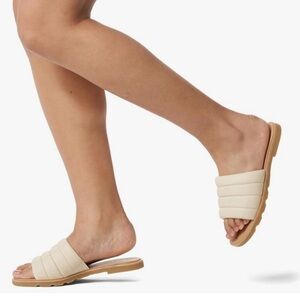 Sorel Cream Quilted Slide Sandals